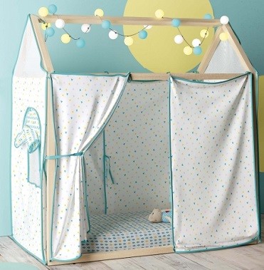 vestidura para cama con forma de casa